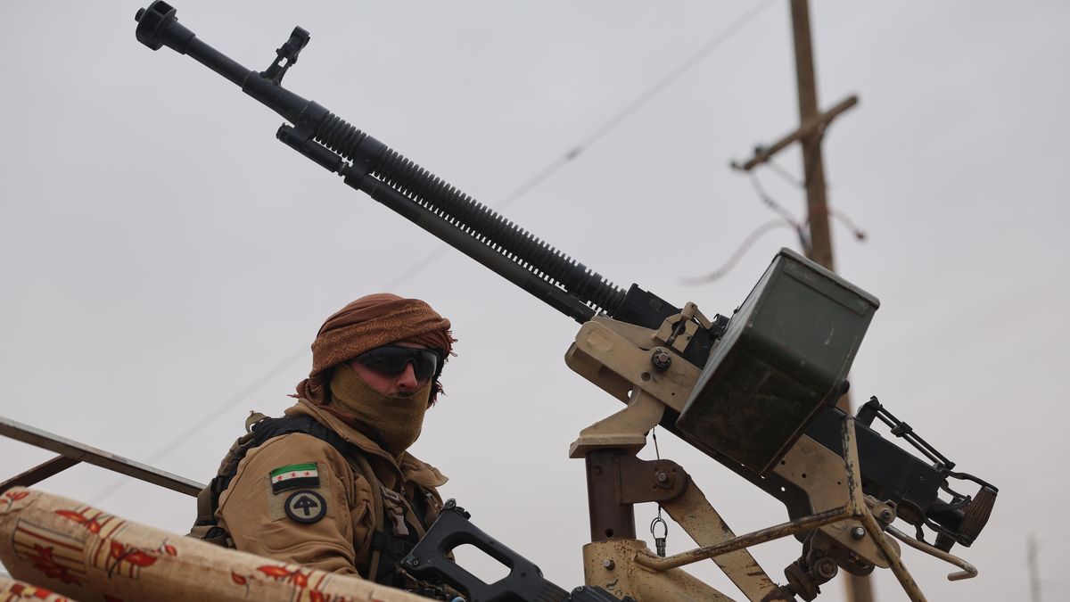 Američané přesouvají vězněné islamisty ze Sýrie do Iráku. Damašek a Kurdové proto prodloužili příměří